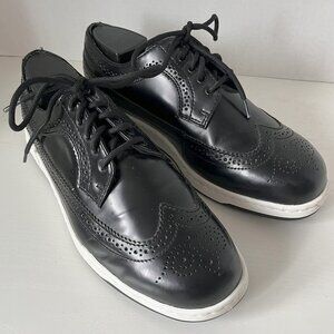 Dr. Martens Gabe Black Patent Brogues – Black & White Wingtip Shoes – Size 10 US